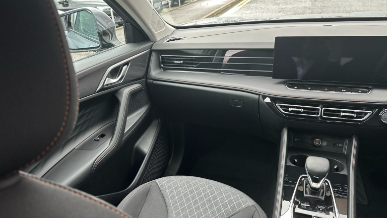 MG HS 1.5 T-GDI Hybrid+ SE 5dr Auto Hybrid Hatchback